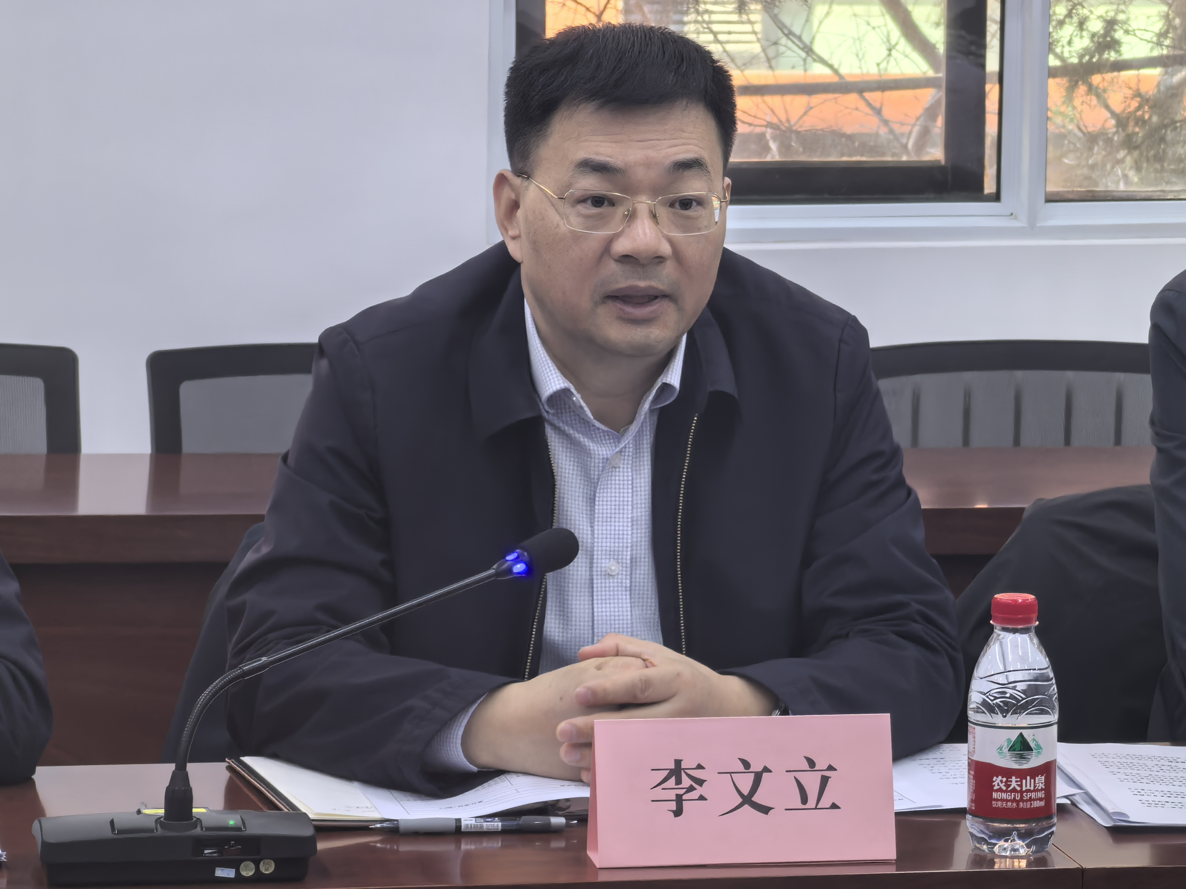 20250116-0033990威尼斯与国家电网科教协同育人交流研讨会举行-罗国荣、欧阳紫秋-李文立发言.jpg