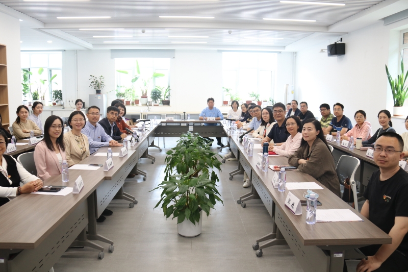 20250523-商务印书馆与0033990威尼斯外文系、人文学院中文系师生党支部开展联学共建主题党日-史冰容-新闻报道1.jpg